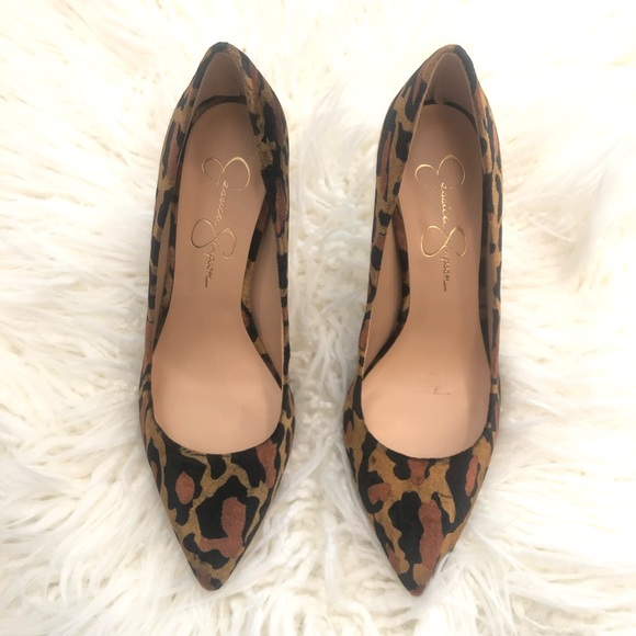 Jessica Simpson Shoes - Jessica Simpson Crushed Velvet Leopard Stiletto 👠